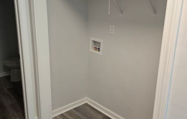 2 beds, 1 bath, 1,136 sqft, $1,250, Unit 7D