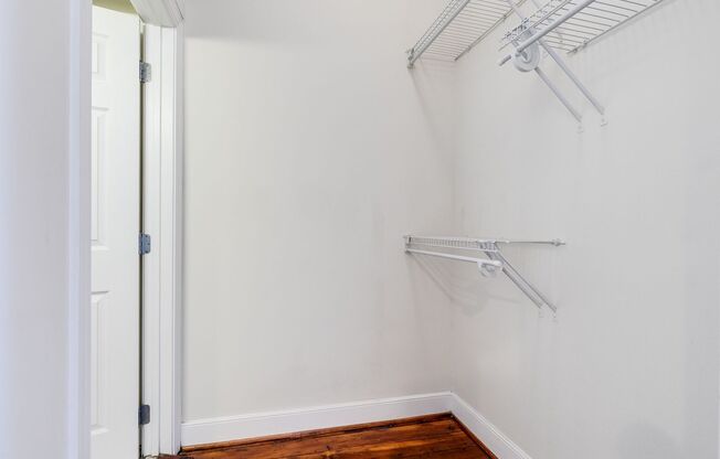 Studio, 1 bath, 457 sqft, $1,196, Unit 212