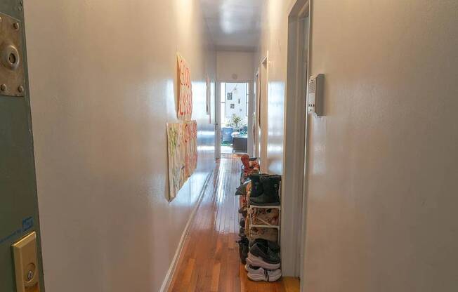 401 W 47 ST