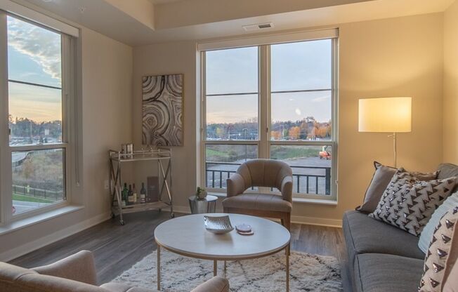 1 bed, 1 bath, 790 sqft, $1,895, Unit 107