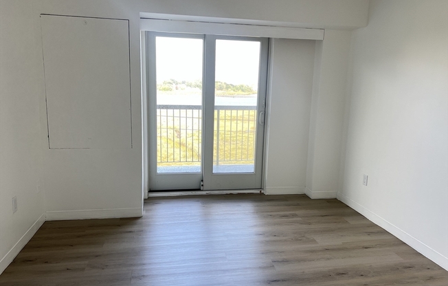 1 bed, 1 bath, 613 sqft, $2,350, Unit 410