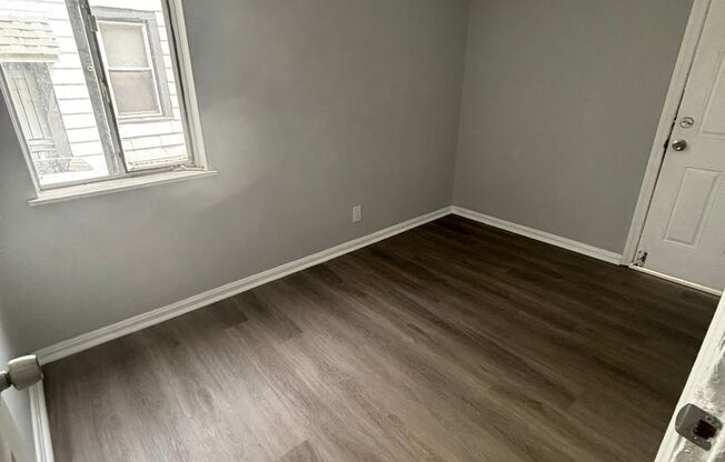 3bd Single Section 8