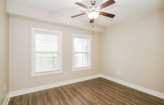 3 beds, 2 baths, 1,440 sqft, $1,770, Unit O107