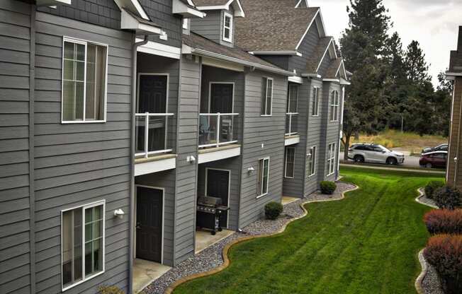 Welcome to the Artisan Apartments