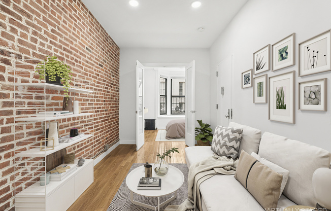 75 PINEAPPLE ST