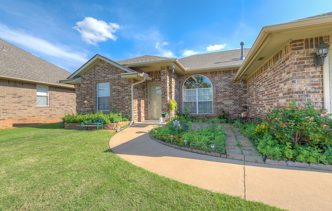 Edmond Schools + 4 bedrooms
