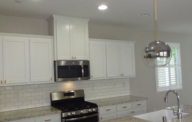 Beautiful 3-Bedroom, 2.5-Bathroom Home in Rocklin