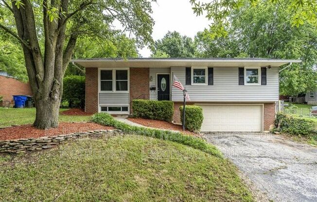 1123 GAINESWAY DR