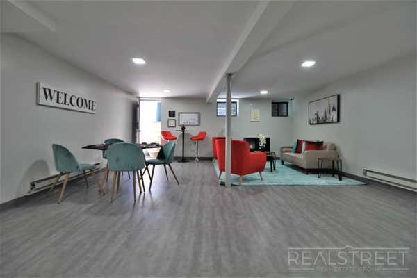 1259 LINCOLN PLACE