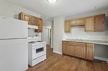 5 beds, 1 bath, 1,500 sqft, $1,700, Unit 2