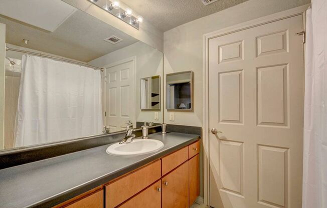 4 beds, 2 baths, 1,198 sqft, $3,495, Unit 603