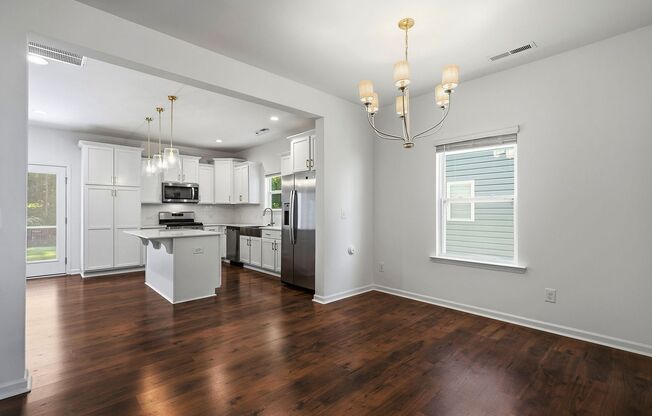 4BR Home in Copper Ridge | First-Floor Suite, Office & Fenced Backyard