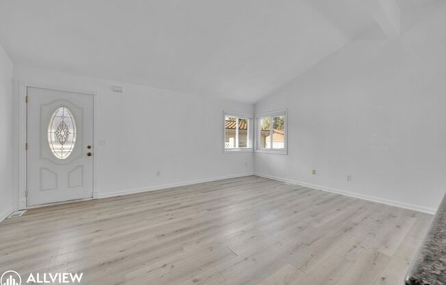 Charming 3-Bedroom Home in Rancho Bernardo – Flexible Space & Great Location