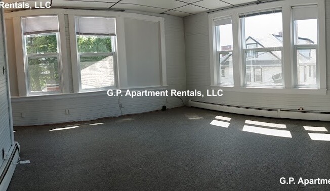 52 CENTRAL AVE