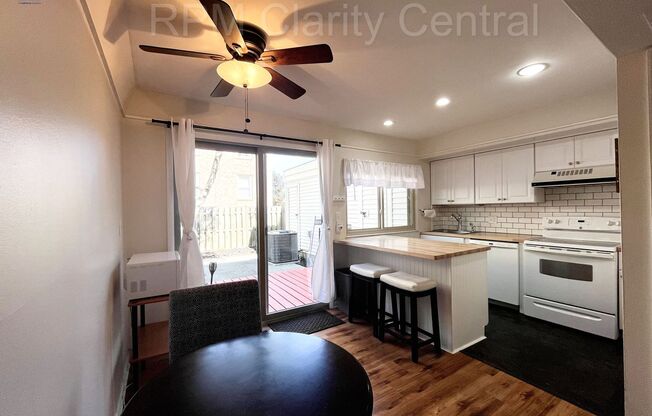 Prime Location 2-Bedroom, 1.5-Bath Condominium for Rent!