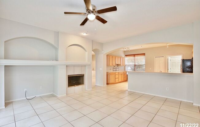 Beautiful 3/2 Spacious Home with a Large Backyard and a 2 Car Garage in the Reflections Community - Ocoee!