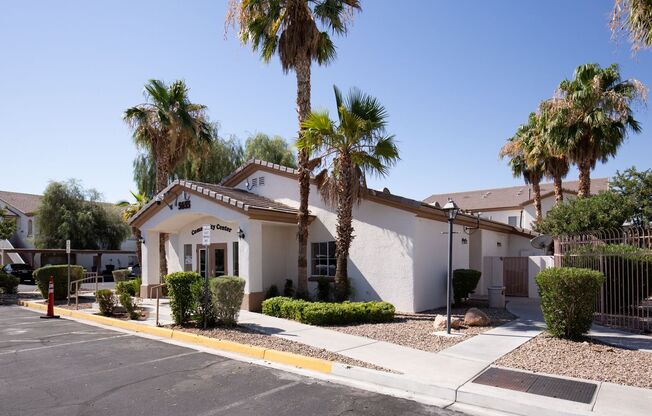 Adorable 2 Bedrooms Condo on the Second Floor