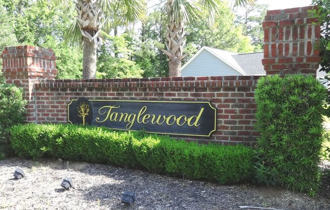 Dog friendly, 3 Bedroom, 2 Bath Home at Tanglewood in Conway Available Febraury 7th!!