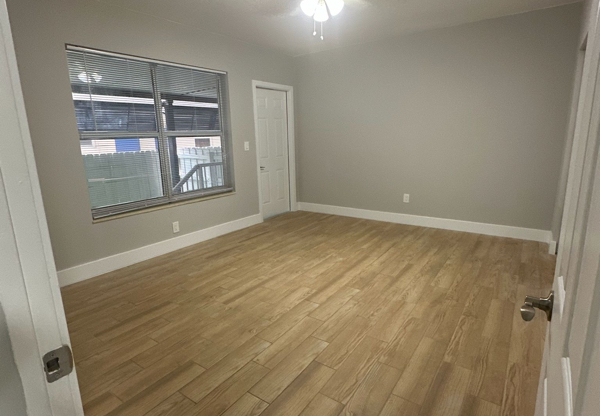 15 NW 31 AVE