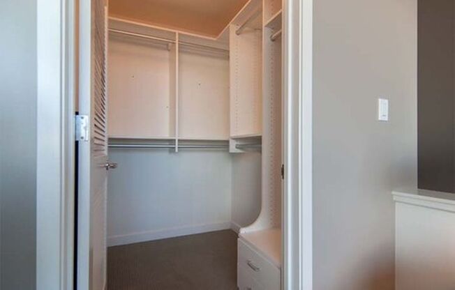 1 bed, 1 bath, $3,450, Unit Unit 1413