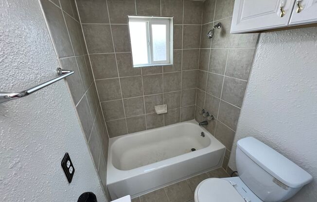 2 beds, 1 bath, $1,750