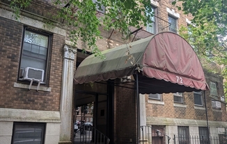 72 Strathmore Rd Apt 8B