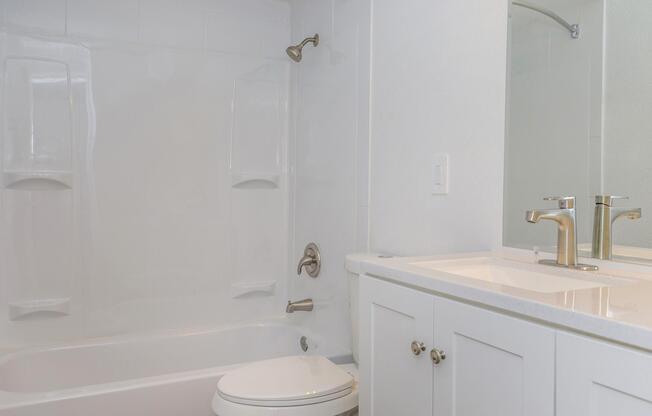 3 beds, 2 baths, 1,200 sqft, $1,320