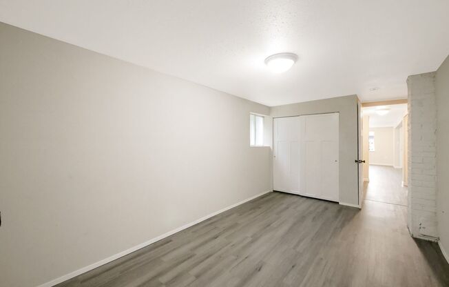 BOTTOM UNIT 1 Bed plus Office and Den and 1 Bath Duplex is Available for Rent!