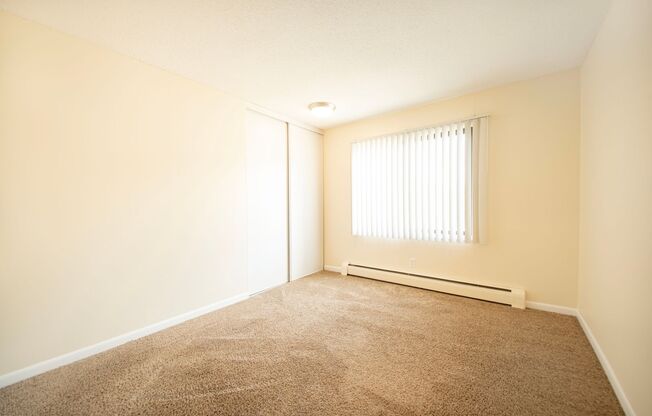 2 beds, 1 bath, 756 sqft, $1,325, Unit 824-203