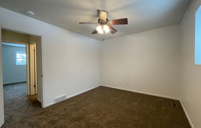 2 beds, 1.5 baths, $1,295