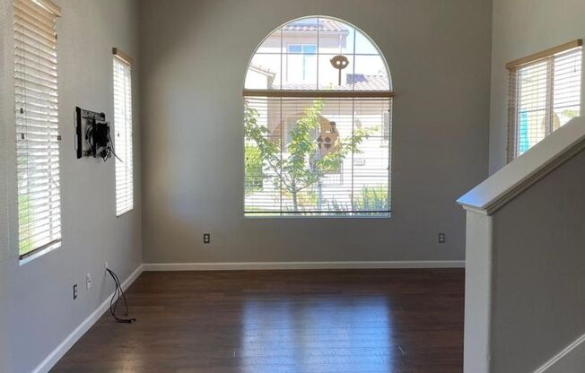$3,990 - 4 BR - GORGEOUS SAN RAMON HOME IN GALE RANCH