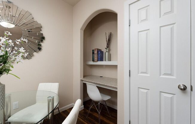 2 beds, 2 baths, 990 sqft, $1,205, Unit 6204