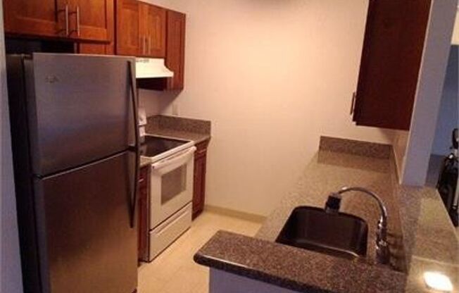 2 beds, 1.5 baths, $2,300, Unit # #G 203