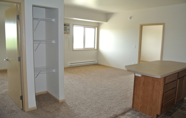 2 beds, 2 baths, 907 sqft, $1,025, Unit 207