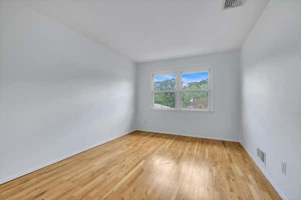 214 17 15 AVE