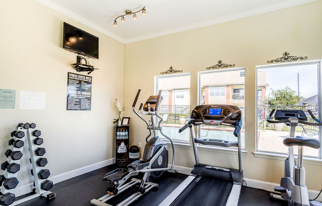 fitness center in pearland tx apartments