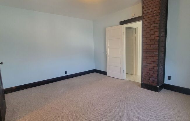 1 bed, 1 bath, 600 sqft, $600, Unit Unit # C