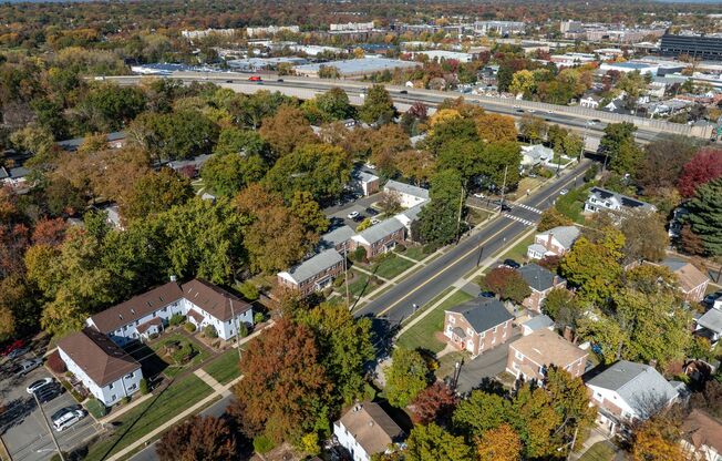 1 bed, 1 bath, 575 sqft, $2,345