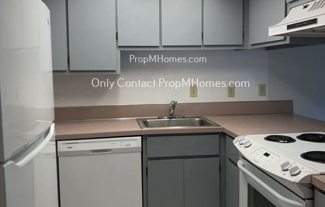 2 beds, 2 baths, $1,899