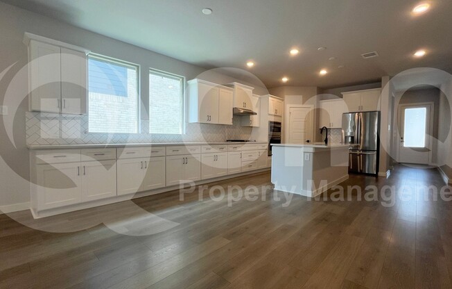 5522 BLUE PT LN
