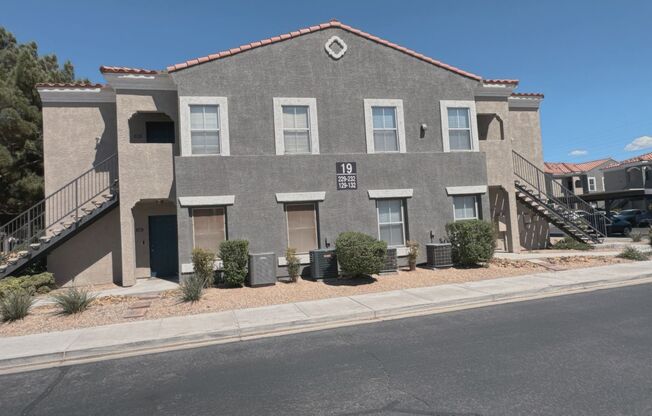 2 beds, 2 baths, $1,400, Unit UNIT 130