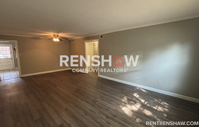 3210 13 COLONY MALL