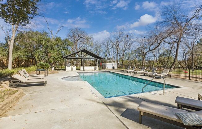 2 beds, 2 baths, 800 sqft, $1,595, Unit 5104