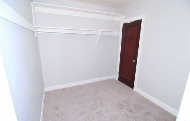 Studio, 1 bath, 640 sqft, $1,400, Unit 101