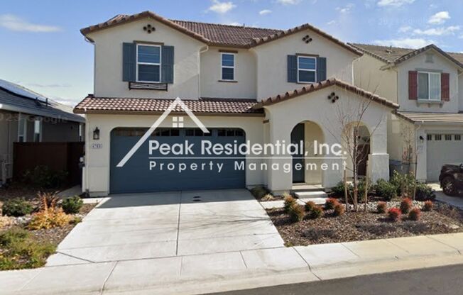 Spacious 5bd/3ba Folsom Home!