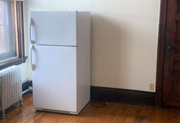 Studio, 1 bath, 257 sqft, $740, Unit 1012