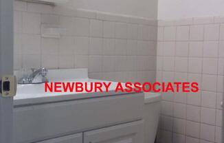 2 beds, 1 bath, $3,395, Unit WCY8-JUNE