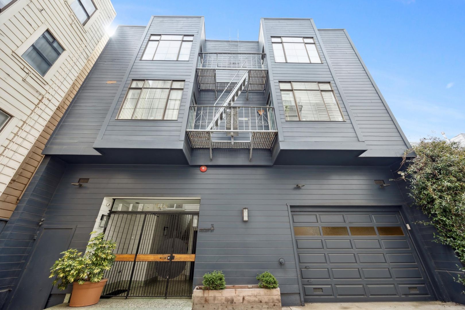 NOB HILL TOWNHOME FOR RENT - $14,000/mo