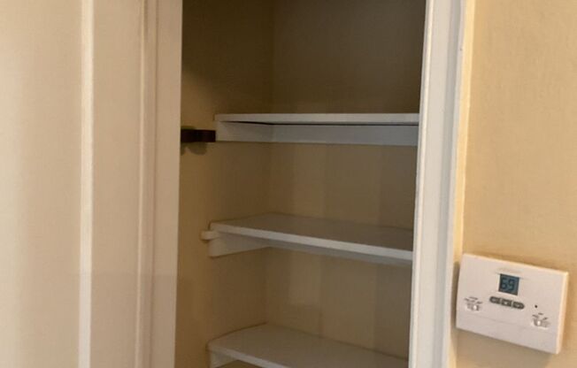 2 beds, 2 baths, $1,800