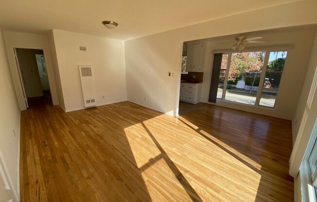 TWO BEDROOM APARTMENT HOME SANTA MONICA.